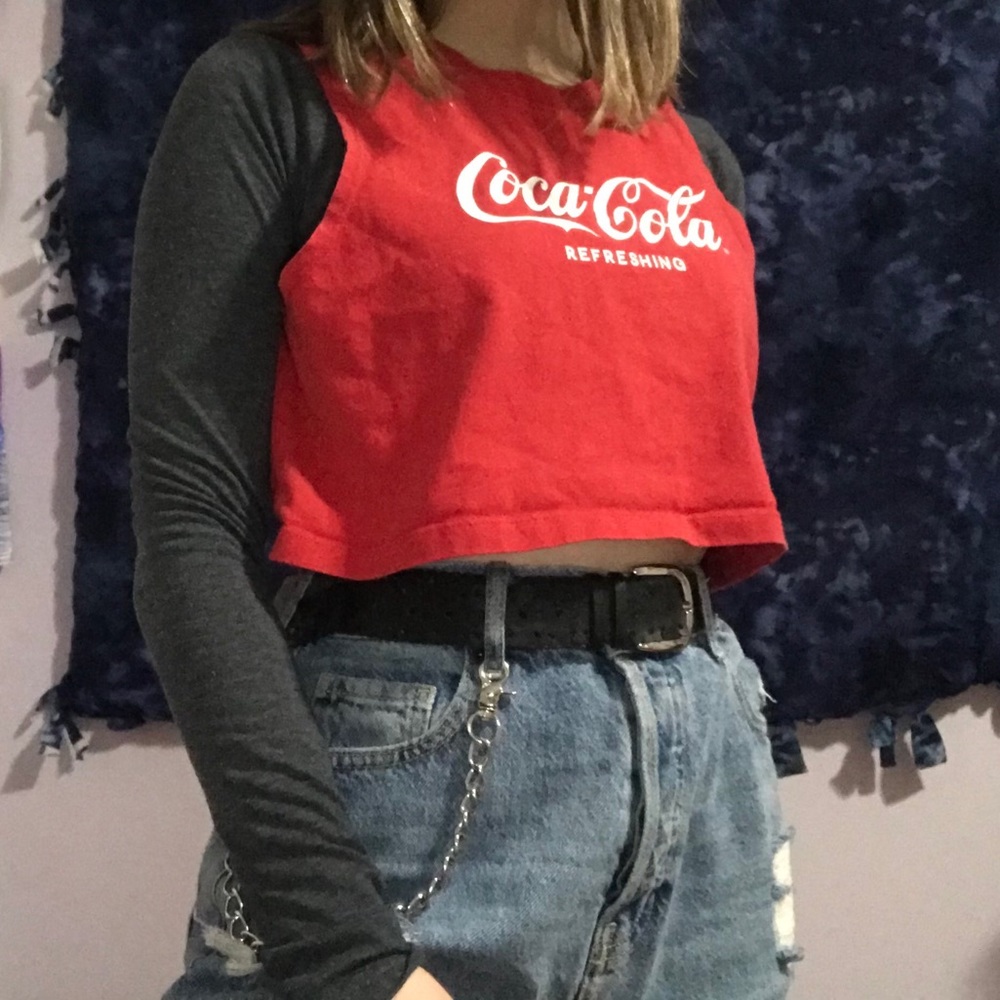 sleeveless crop top